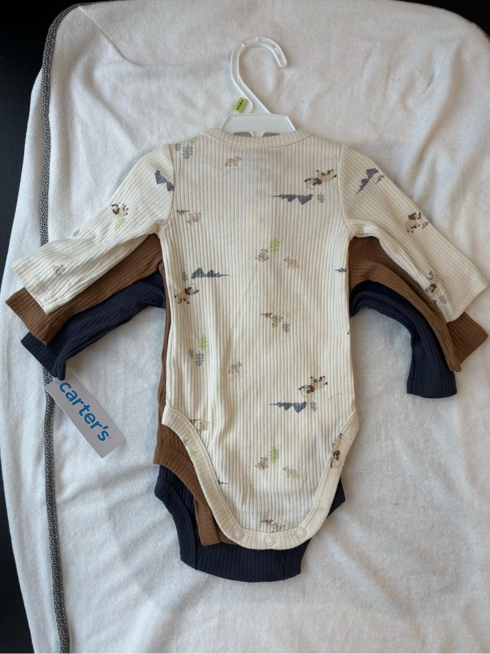 Carter’s 3pk Onesies